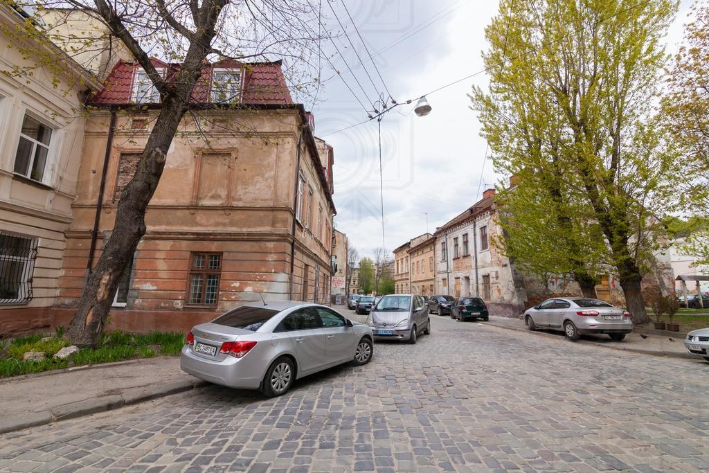 Apartments Leopolli Near Opera House Lviv Buitenkant foto